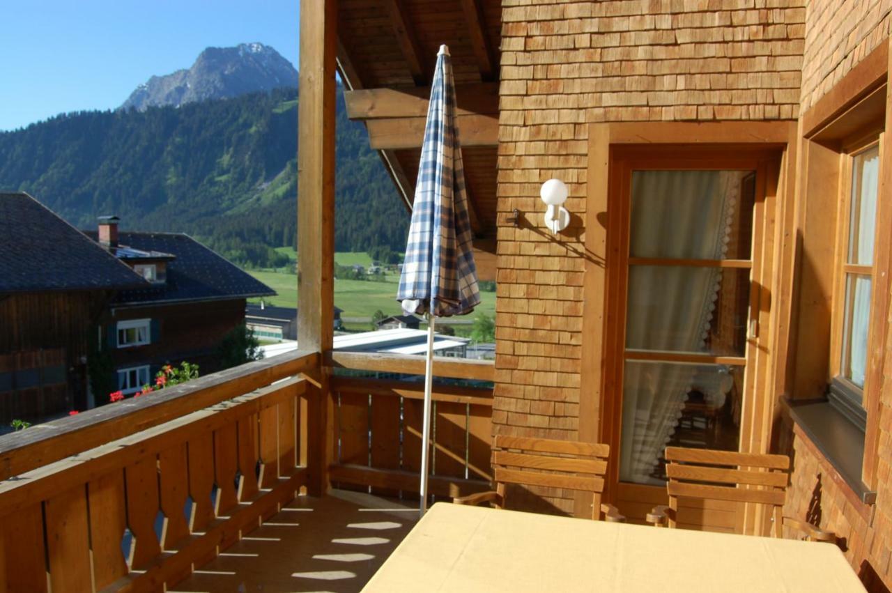 Karin Mitten Im Grünen Apartment Schoppernau